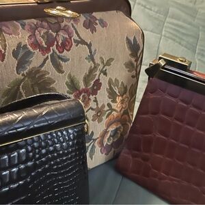 200-300- -Vintage Purse Show